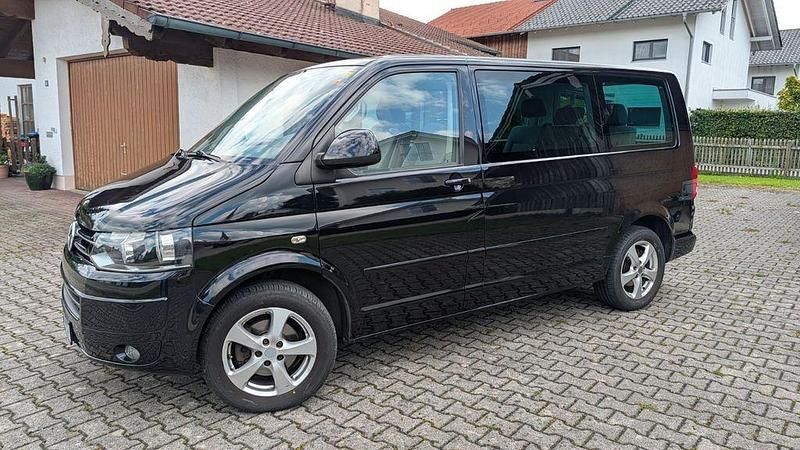 Schwarz Gebraucht 2011 VW Multivan Comfortline Van | 19.500 € (Etwas zu teuer) - Bild 1/4