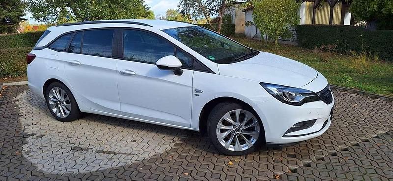 Gebraucht Opel Astra 136 PS (100 kW) 2019 Weiß Kombi