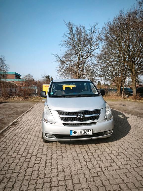 Gebraucht Hyundai H-1 170 PS (125 kW) 2008 Grau Van / Kleinbus