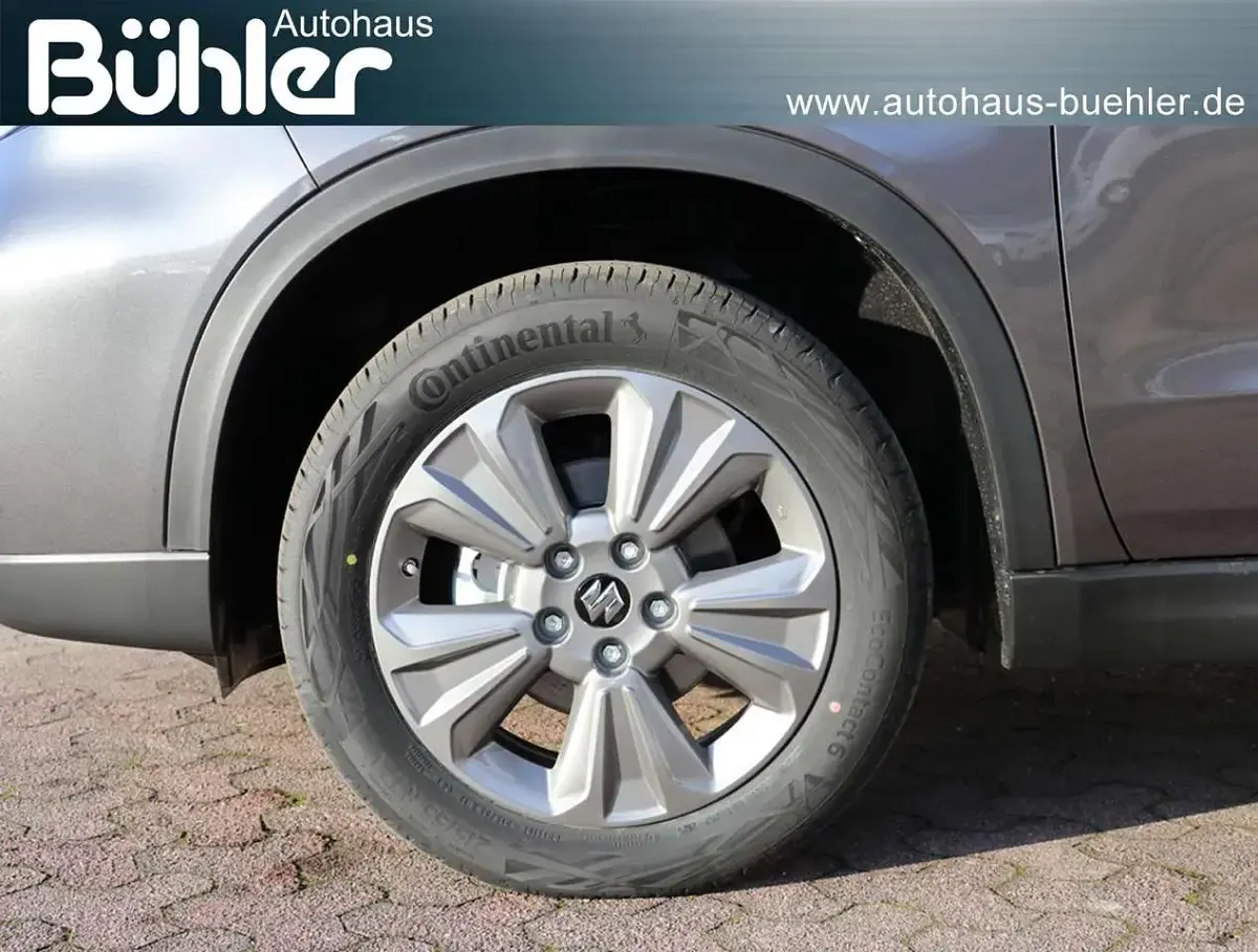 Gebraucht Suzuki Vitara Comfort 129 PS (94 kW) 2024 Cool white pearl metallic SUV
