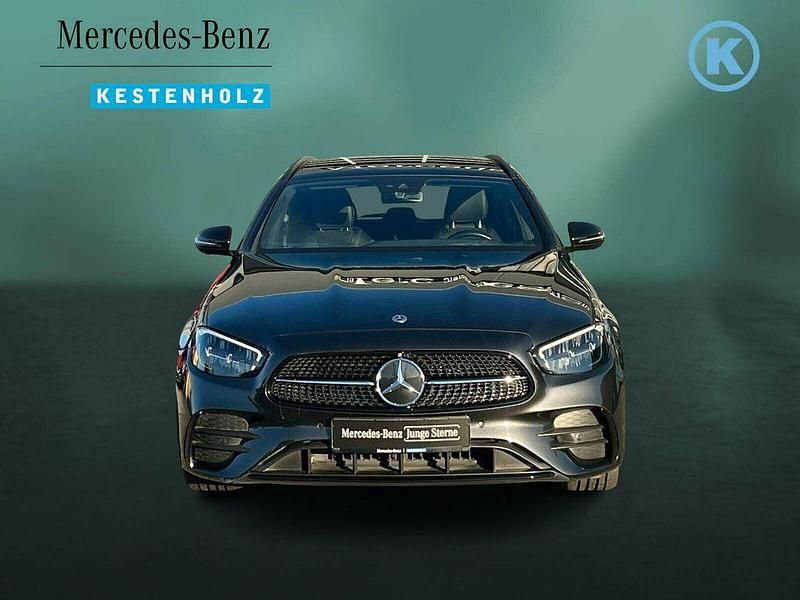 Gebraucht Mercedes E200 AMG 197 PS (144 kW) 2024 Graphitgrau Kombi