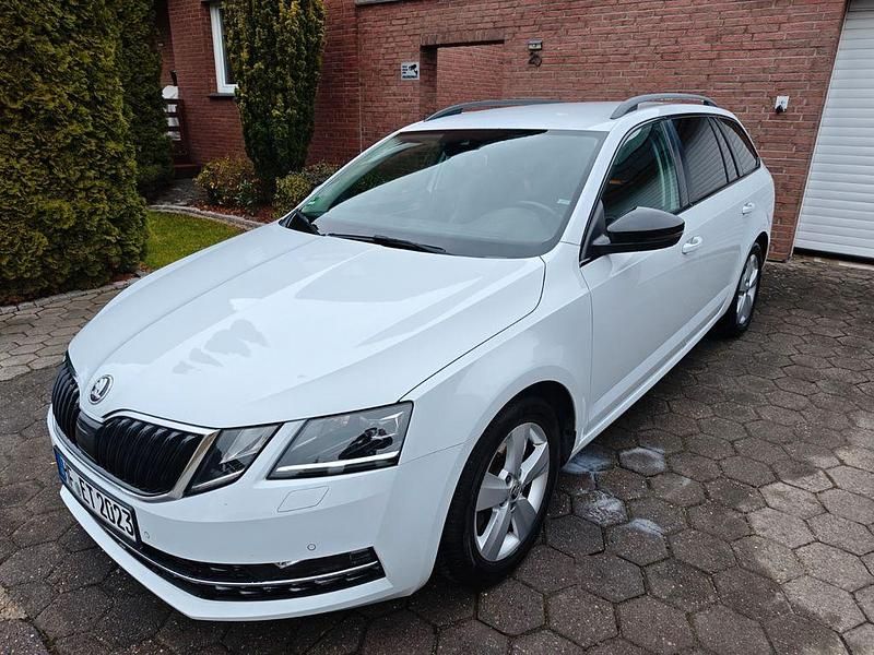 Gebraucht Skoda Octavia Style 150 PS (110 kW) 2018 Weiß Kombi