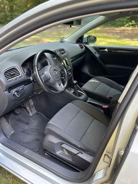 Gebraucht VW Golf VI 80 PS (58 kW) 2009 Silber Kleinwagen