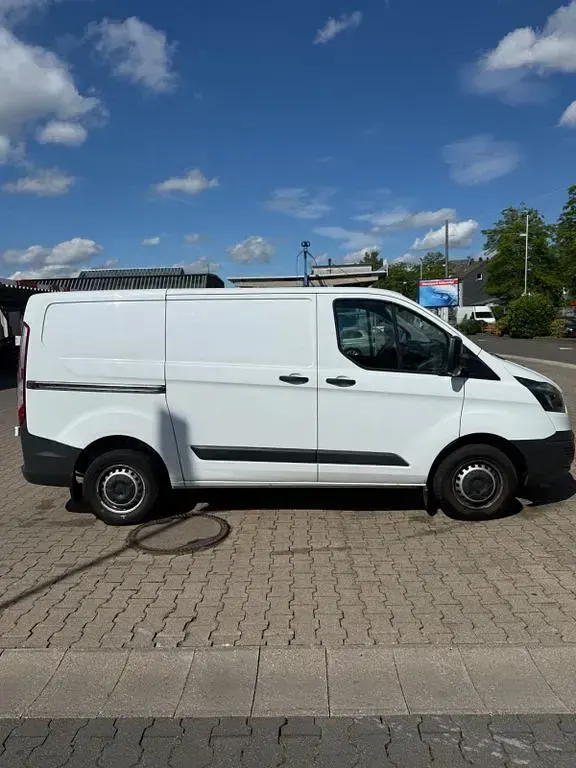 Gebraucht Ford Transit Custom 101 PS (74 kW) 2015 Weiß Limousine