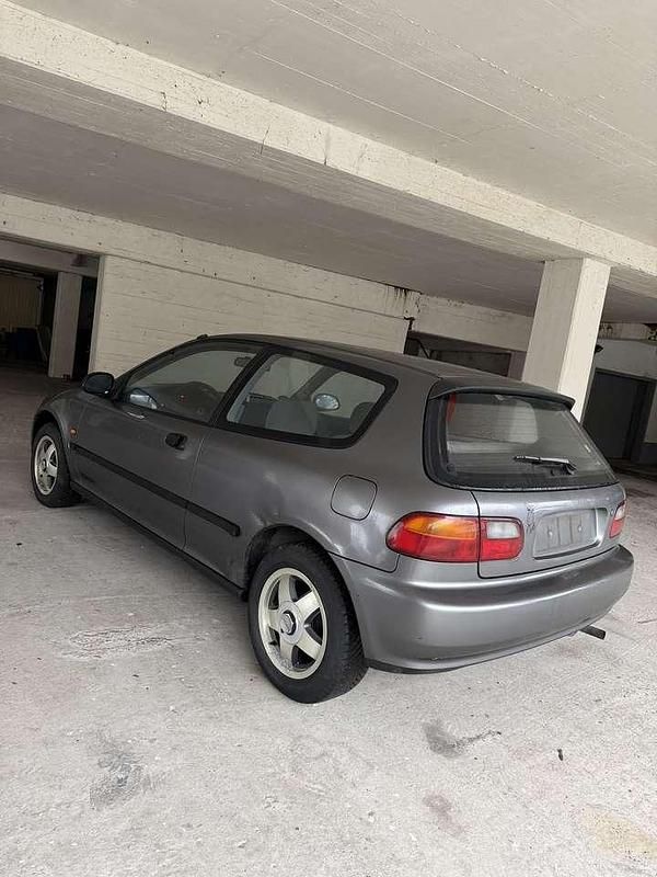 Gebraucht Honda Civic 75 PS (55 kW) 1993 Limousine