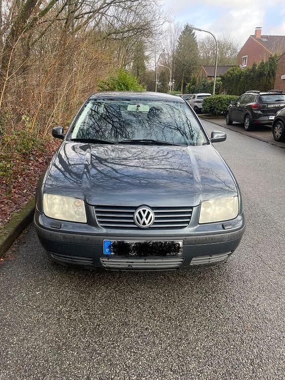 Gebraucht VW Bora Edition 101 PS (74 kW) 2000 Blau Limousine