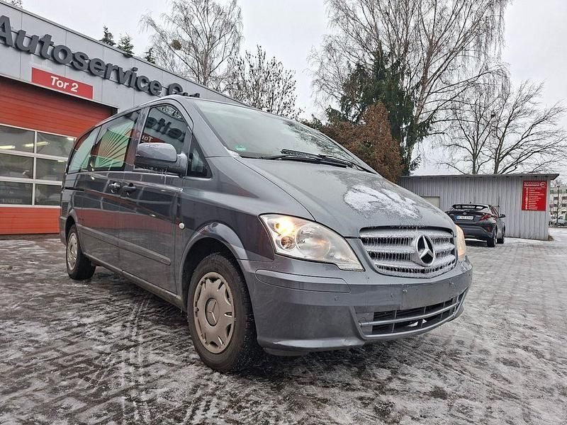 Gebraucht Mercedes Vito 163 PS (119 kW) 2013 Grau Van