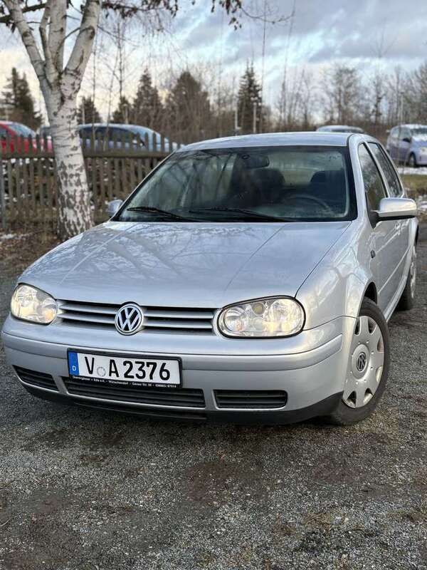 Gebraucht 2000 VW Golf IV Highline Limousine | 1.000 € (Guter Preis) - Bild 1/4