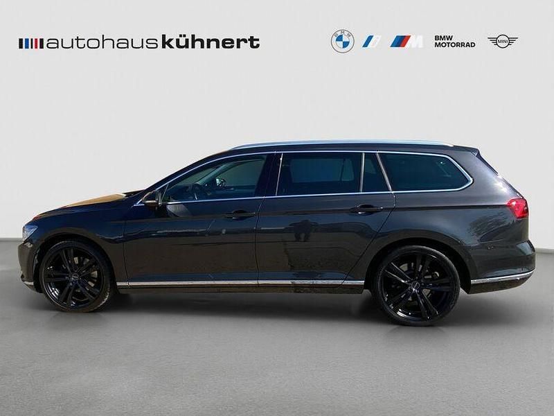 Gebraucht VW Passat Highline 220 PS (161 kW) 2018 Manganese gray metallic grau Kombi