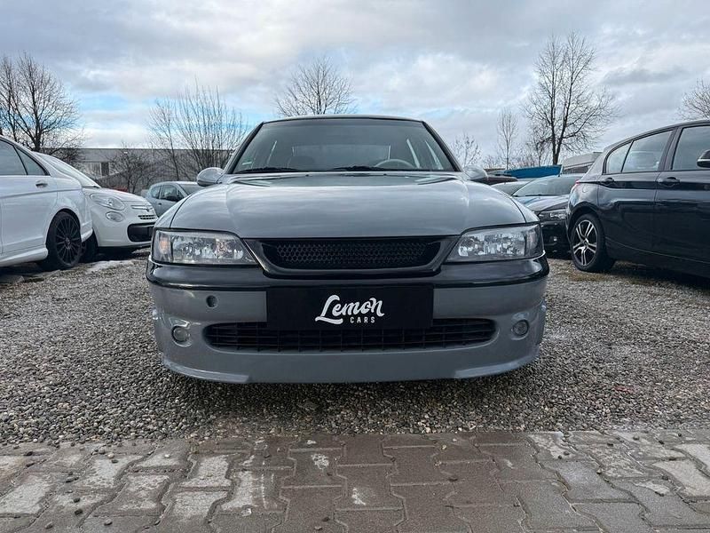 Gebraucht Opel Vectra 194 PS (142 kW) 1998 Grau Limousine