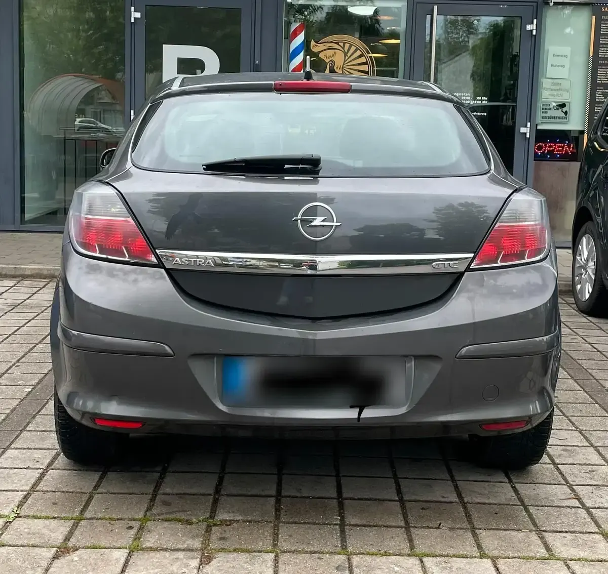Gebraucht Opel Astra 116 PS (85 kW) 2009 Grau Kombi