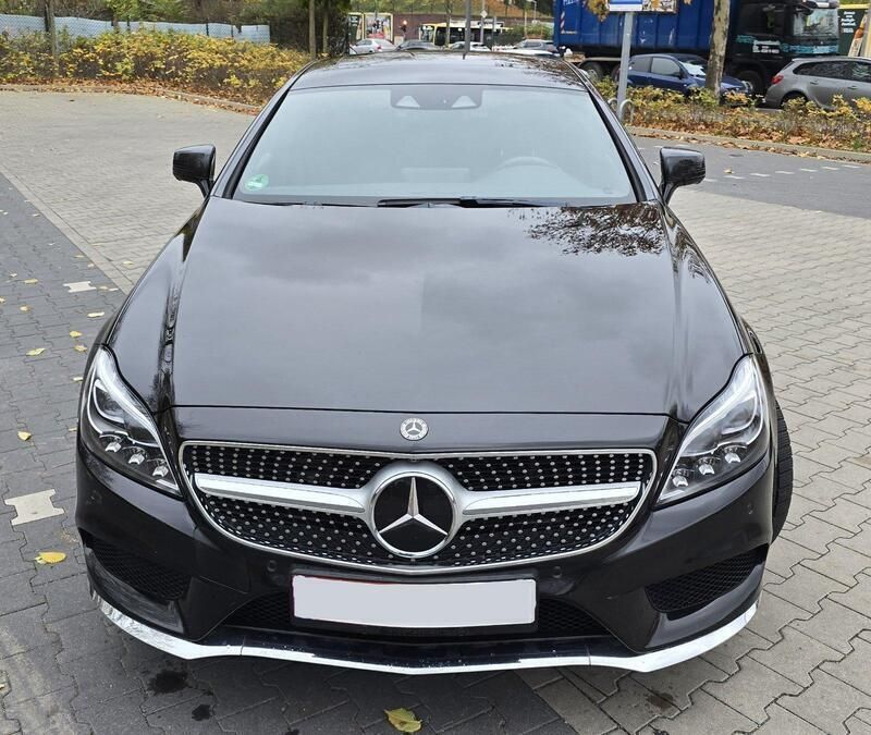 Schwarz Gebraucht 2017 Mercedes CLS350 Shooting Brake AMG Kombi | 24.900 € (Etwas zu teuer) - Bild 1/4