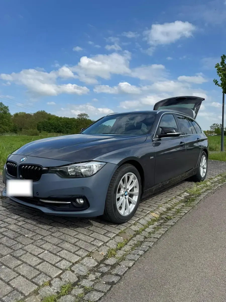 Gebraucht BMW 318 Sport Line 136 PS (100 kW) 2016 Grau Kombi