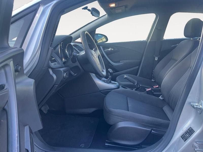 Gebraucht Opel Astra Selection 101 PS (74 kW) 2016 Silber Kombi