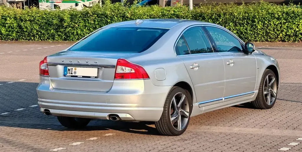Gebraucht Volvo S80 181 PS (133 kW) 2014 Silber Limousine