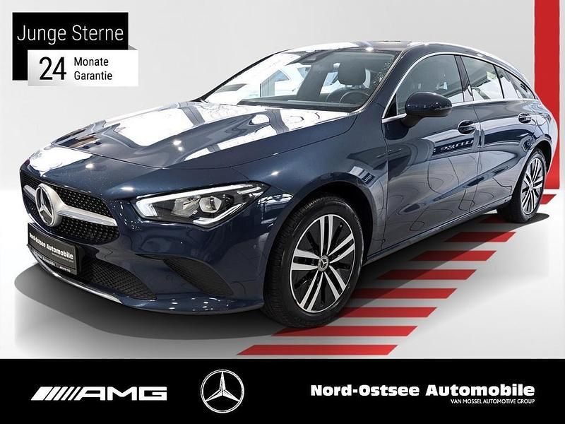 Denimblau metallic Gebraucht 2022 Mercedes CLA250e Shooting Brake Progressive Kombi | 25.490 € (Superpreis) - Bild 1/4