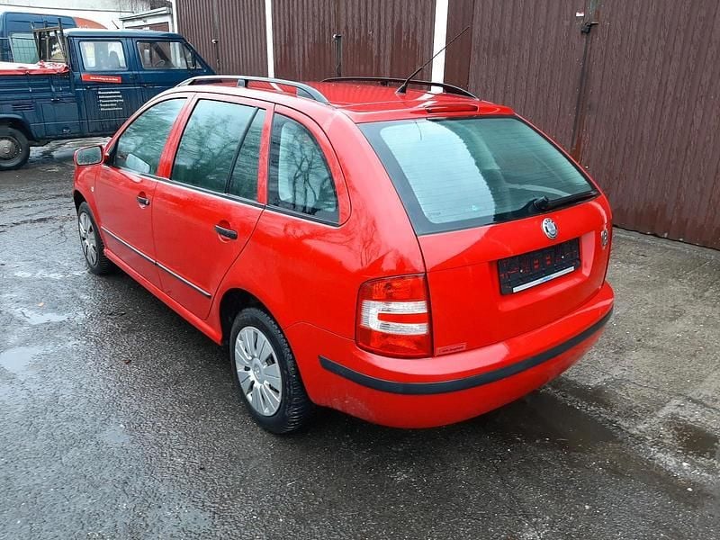 Gebraucht Skoda Fabia 75 PS (55 kW) 2005 Rot Kombi