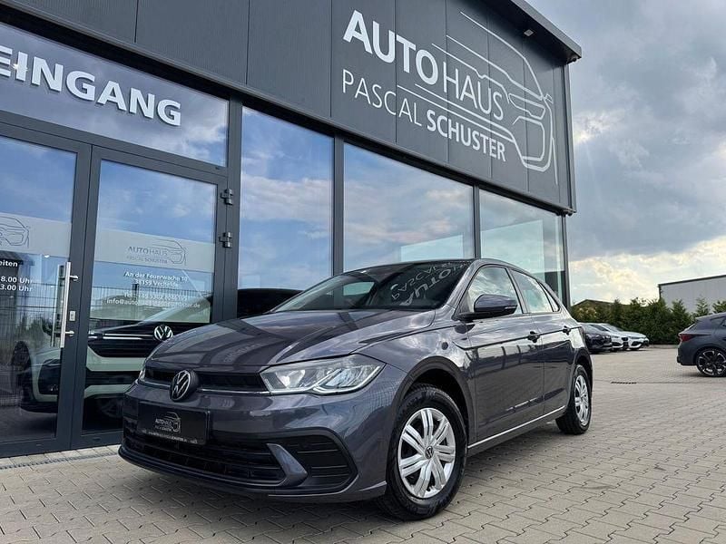 Rauchgrau metallic Gebraucht 2022 VW Polo Basis Limousine | 13.950 € (Guter Preis) - Bild 1/4