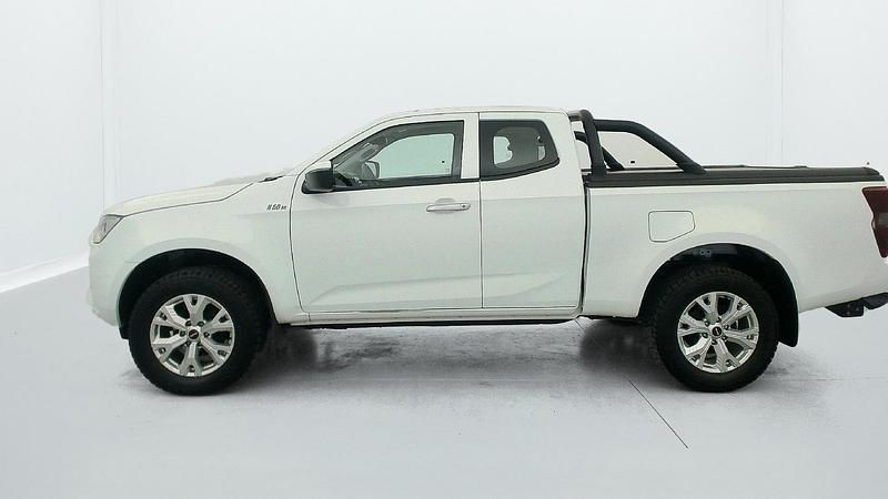 Gebraucht Isuzu D-Max 163 PS (119 kW) 2024 Splash white Pickup