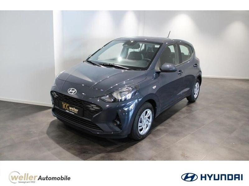 Grau Gebraucht 2024 Hyundai i10 Select Kleinwagen | 14.970 € (Guter Preis) - Bild 1/4