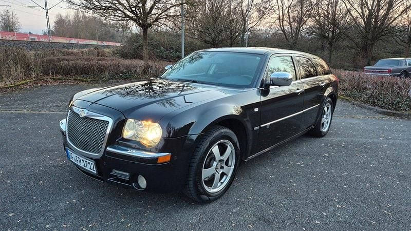 Gebraucht Chrysler 300C 218 PS (160 kW) 2010 Schwarz Kombi