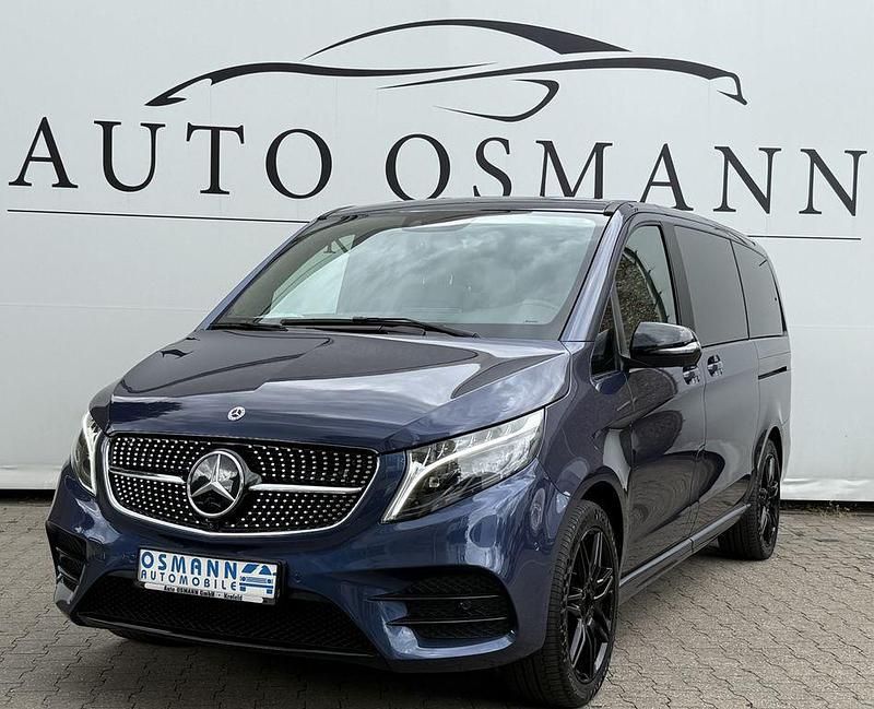 Lackfarbe sodalithblau metalli Gebraucht 2023 Mercedes V300 AMG line Van / Kleinbus | 70.950 € (Fairer Preis) - Bild 1/4