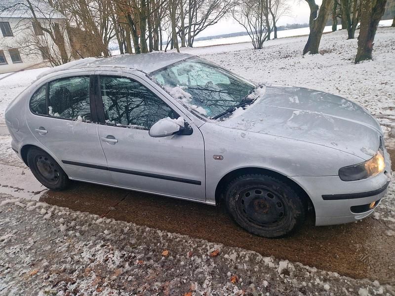 Gebraucht Seat Leon 105 PS (77 kW) 2006 Silber Kleinwagen