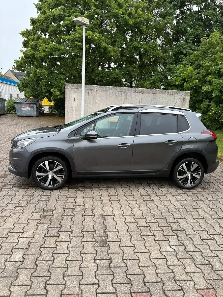Gebraucht Peugeot 2008 131 PS (96 kW) 2017 Andere farben SUV