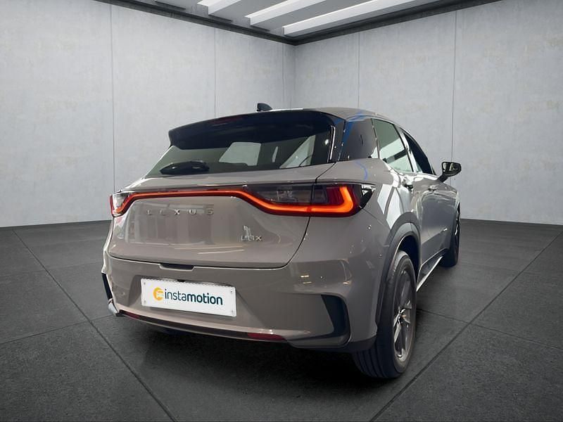 Neu Lexus LBX 136 PS (100 kW) 2025 Grau SUV