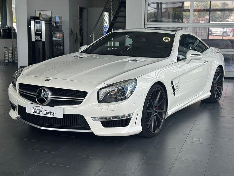 Weiß Gebraucht 2012 Mercedes SL63 AMG AMG Cabrio | 55.890 € (Guter Preis) - Bild 1/4