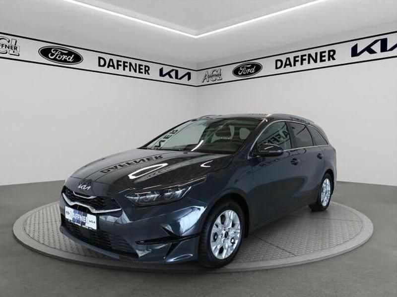 Gebraucht Kia Ceed Sportswagon Vision 160 PS (117 kW) 2023 Grau Kombi