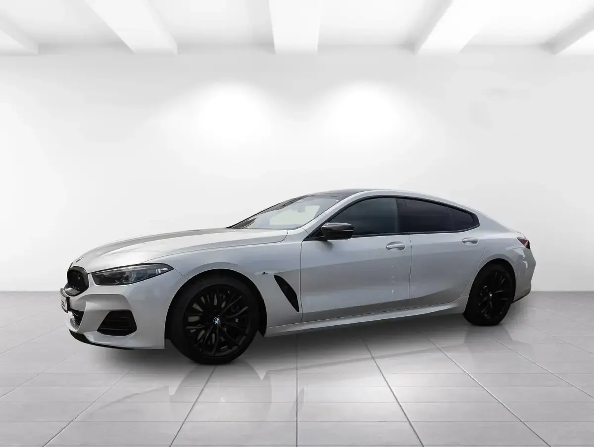 Gebraucht BMW M850 M Performance 530 PS (389 kW) 2023 Mineralweiss metallic Coupé