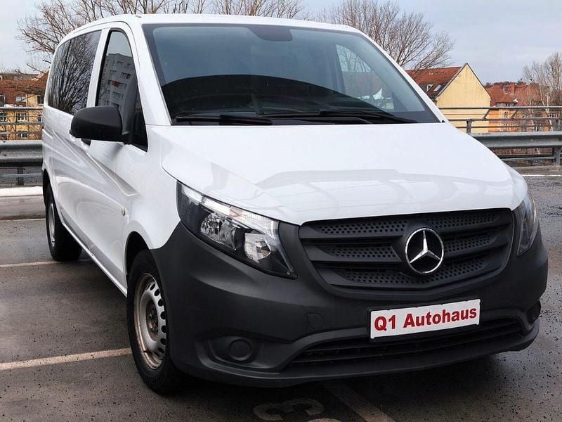 Gebraucht Mercedes Vito 114 PS (83 kW) 2019 Arktikweiss Van