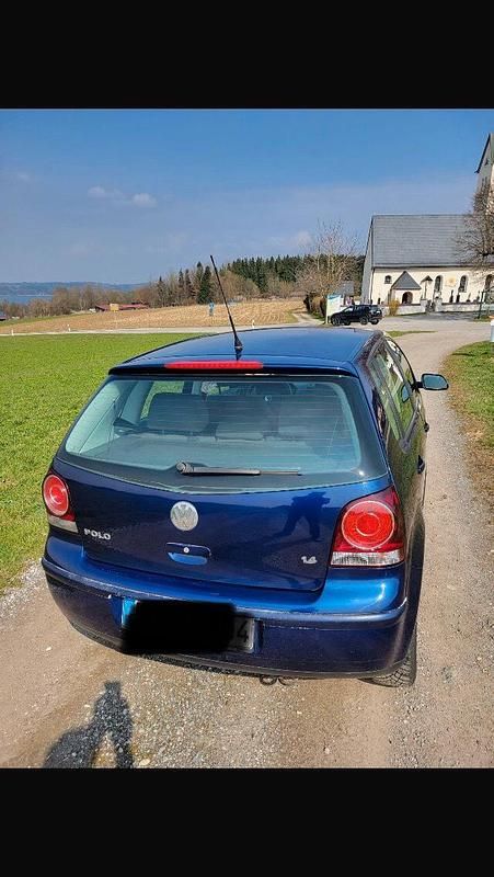 Gebraucht VW Polo 75 PS (55 kW) 2005 Blau Kleinwagen