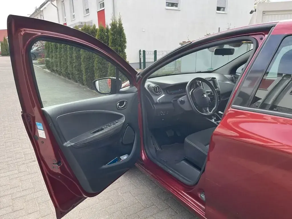 Usata Renault Zoe Intens 67 kW (92 CV) 2017 Rosso Utilitaria