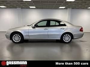 Gebraucht Mercedes E240 177 PS (130 kW) 2002 Silber Limousine