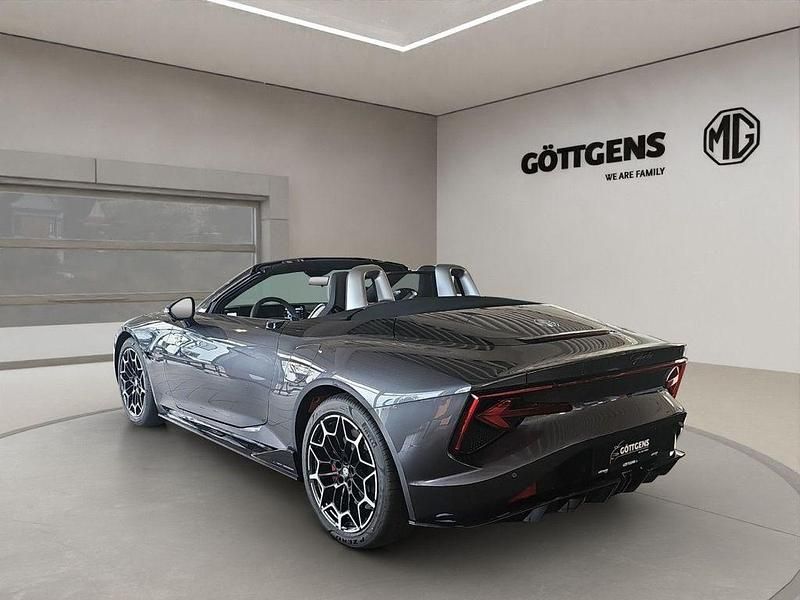 Neu MG Cyberster 250 kW (340 PS) 2026 Silber Cabrio