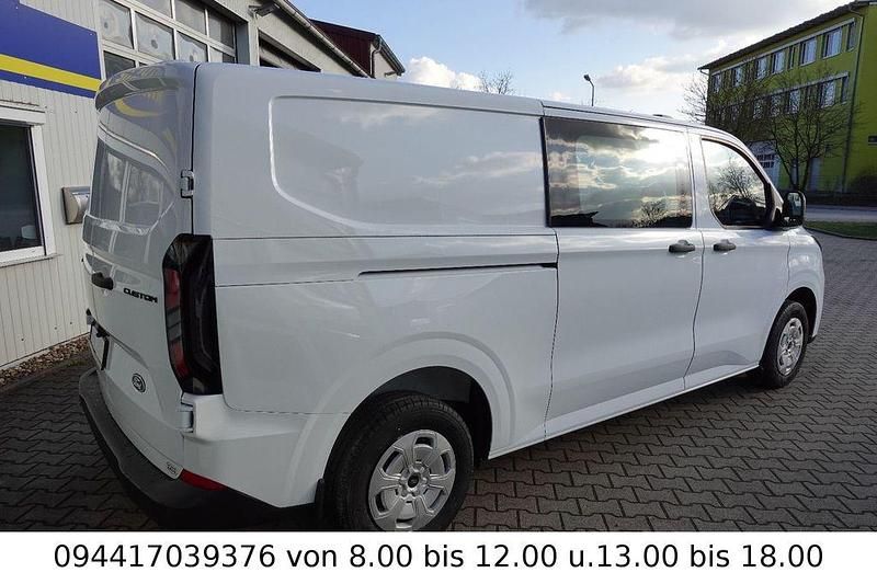 Usado Ford Transit Custom Trend 136 HP (100 kW) 2026 Branco Monovolume