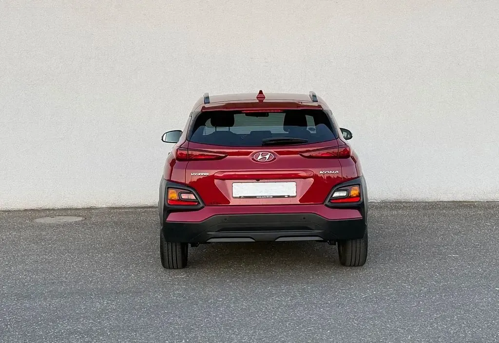 Gebraucht Hyundai Kona Trend 120 PS (88 kW) 2020 Rot SUV