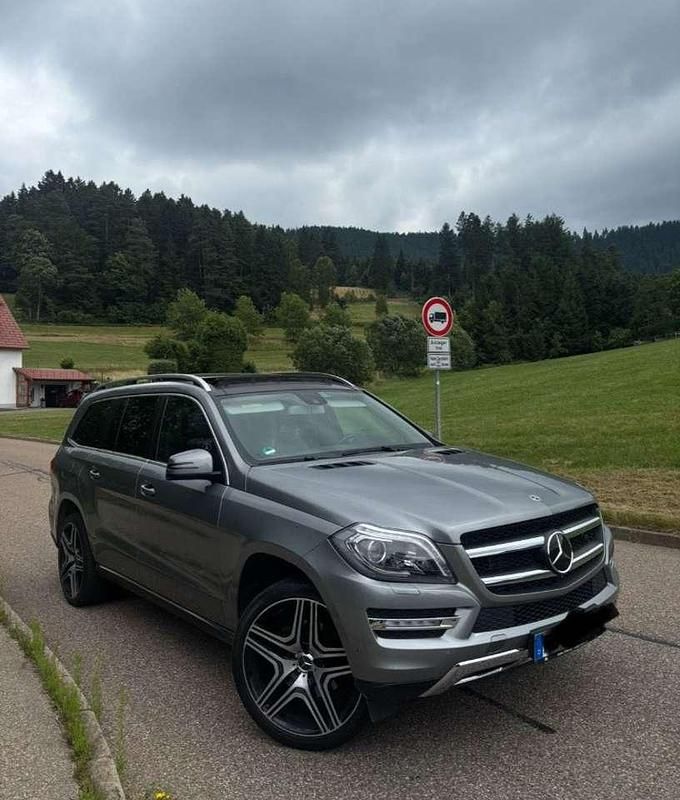 Grau Gebraucht 2013 Mercedes GL350 AMG SUV | 23.999 € (Superpreis) - Bild 1/4