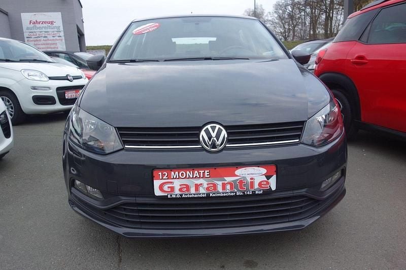Gebraucht VW Polo Trendline 60 PS (44 kW) 2015 Grau Kleinwagen