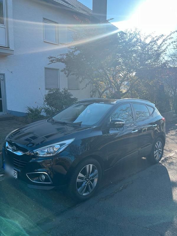 Gebraucht Hyundai ix35 184 PS (135 kW) 2015 Schwarz SUV