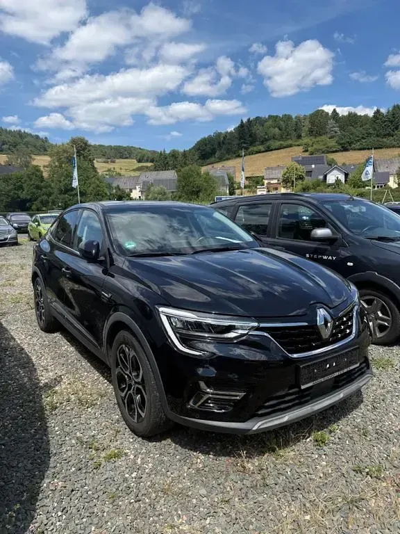 Gebraucht Renault Arkana Intens 143 PS (105 kW) 2022 Schwarz SUV