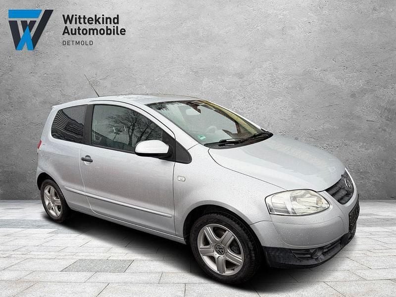 Gebraucht VW Fox Style 60 PS (44 kW) 2011 Silber Kleinwagen