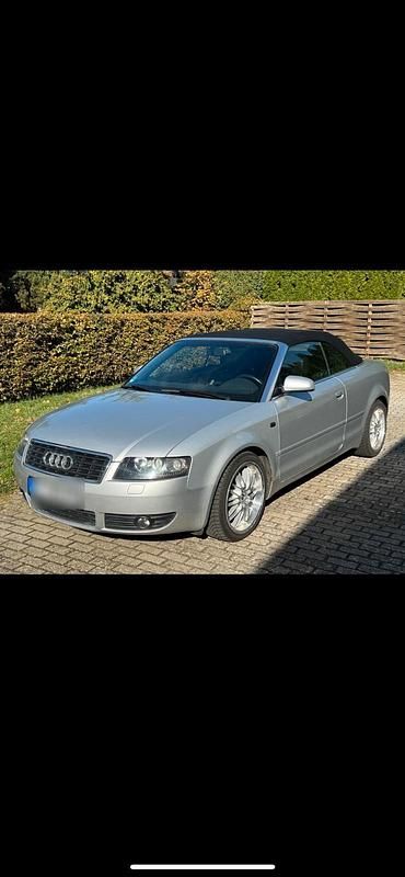 Silber Gebraucht 2002 Audi A4 Cabriolet Sport Cabrio | 3.250 € (Etwas zu teuer) - Bild 1/4