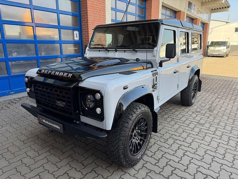 Gebraucht Land Rover Defender Adventure 122 PS (89 kW) 2016 Weiß Kombi
