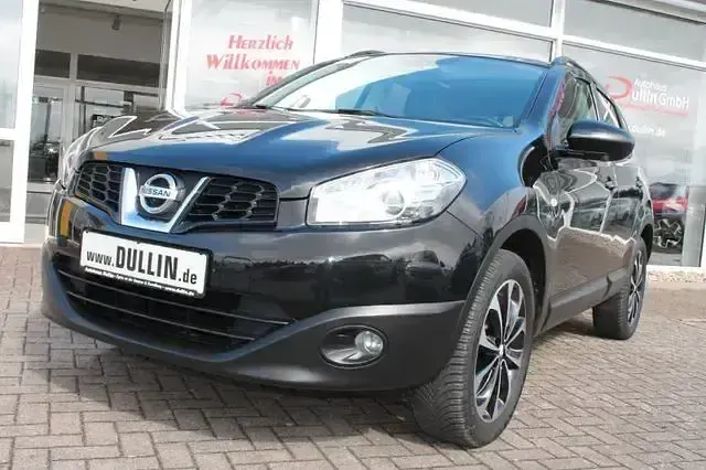 Gebraucht Nissan Qashqai 360º 117 PS (86 kW) 2013 Schwarz SUV