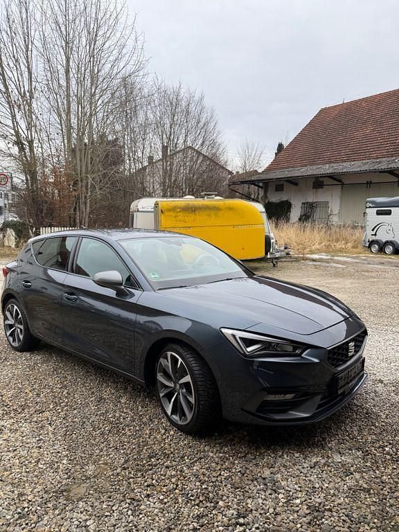 Gebraucht Seat Leon FR 150 PS (110 kW) 2021 Grau Limousine