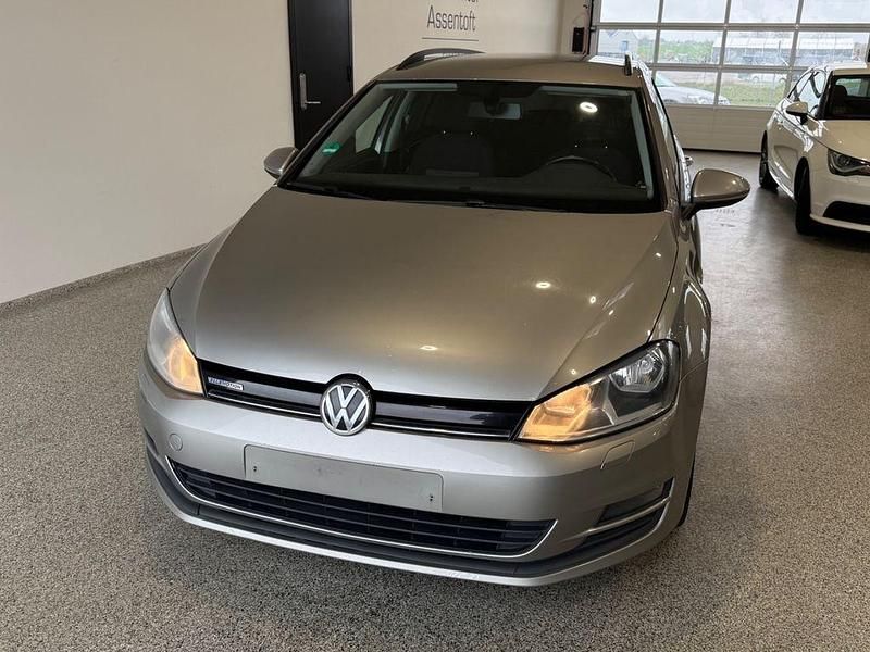 Second-hand VW Golf VII Trendline 110 CP (80 kW) 2014 Argintiu Break