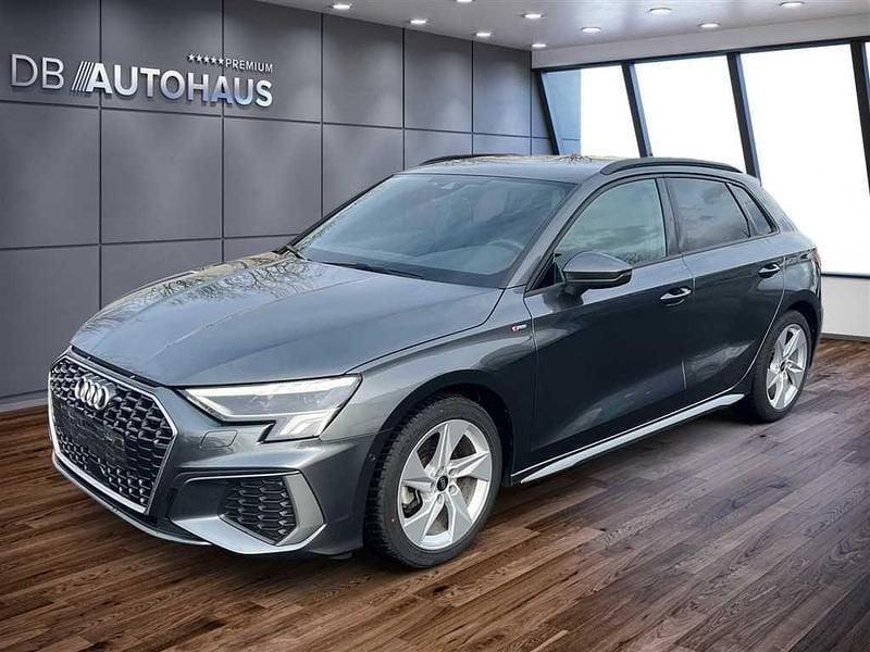 Gebraucht Audi A3 S-Line 150 PS (110 kW) 2024 Grau Limousine
